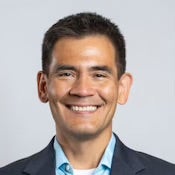 Yoshi Kohno headshot